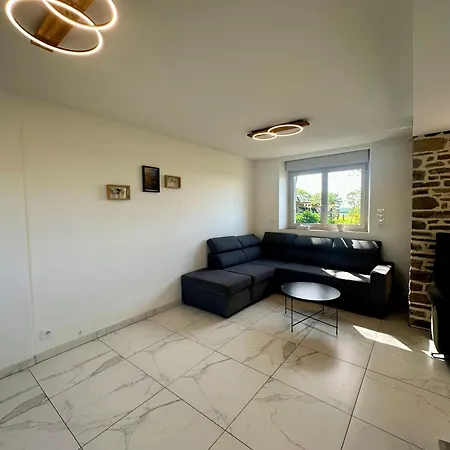 펜션 Des Hirondelles Saint-Senier-de-Beuvron