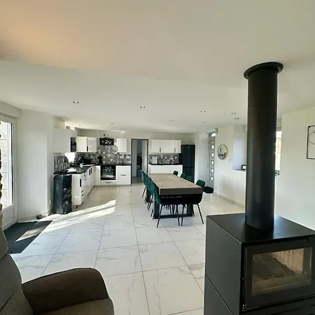 Des Hirondelles 펜션 Saint-Senier-de-Beuvron