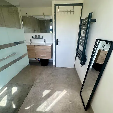 Des Hirondelles 펜션