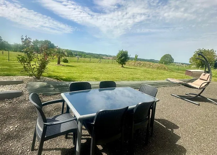 Des Hirondelles N * Saint-Senier-de-Beuvron